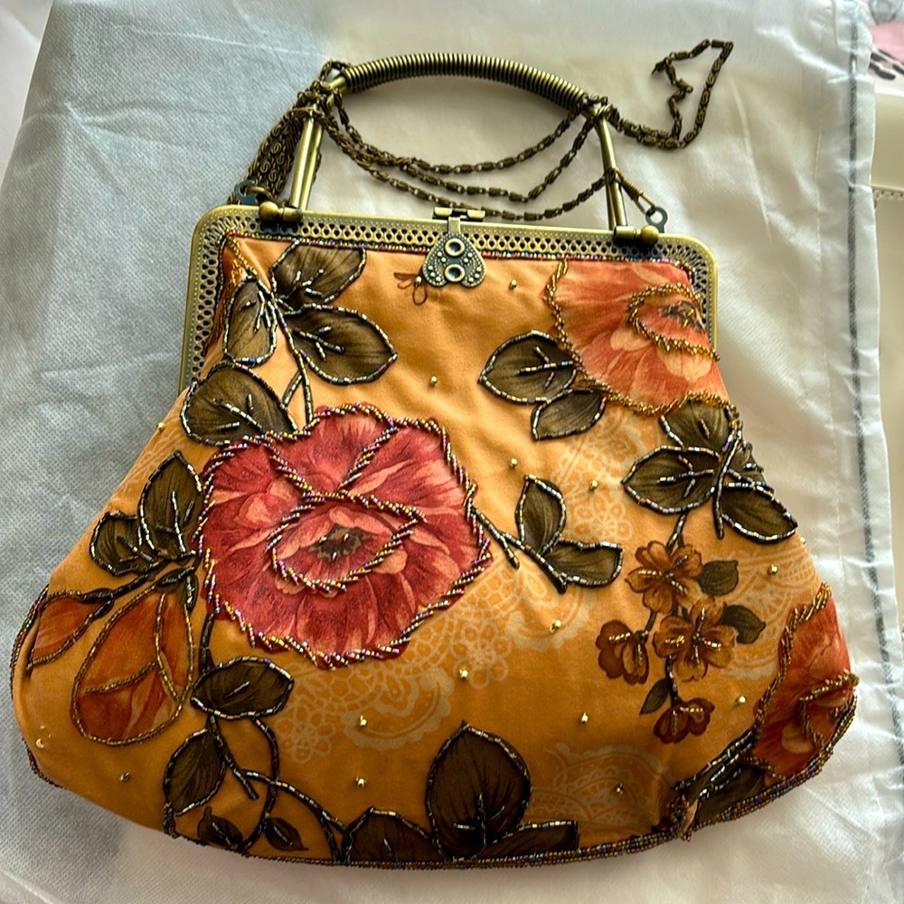 GORGEOUS Vintage 60’s Bohemian Beaded Floral Designer Handbag w/chain/Bras strap